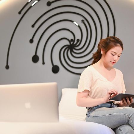 Sr Grand Hotel Chiangmai チエンマイ エクステリア 写真