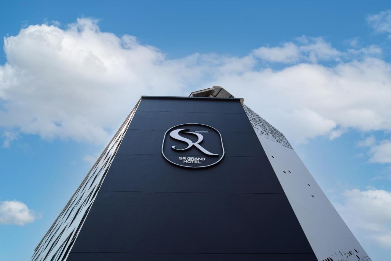 Sr Grand Hotel Chiangmai チエンマイ エクステリア 写真