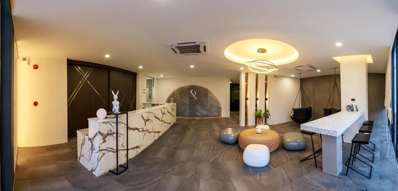 Sr Grand Hotel Chiangmai チエンマイ エクステリア 写真