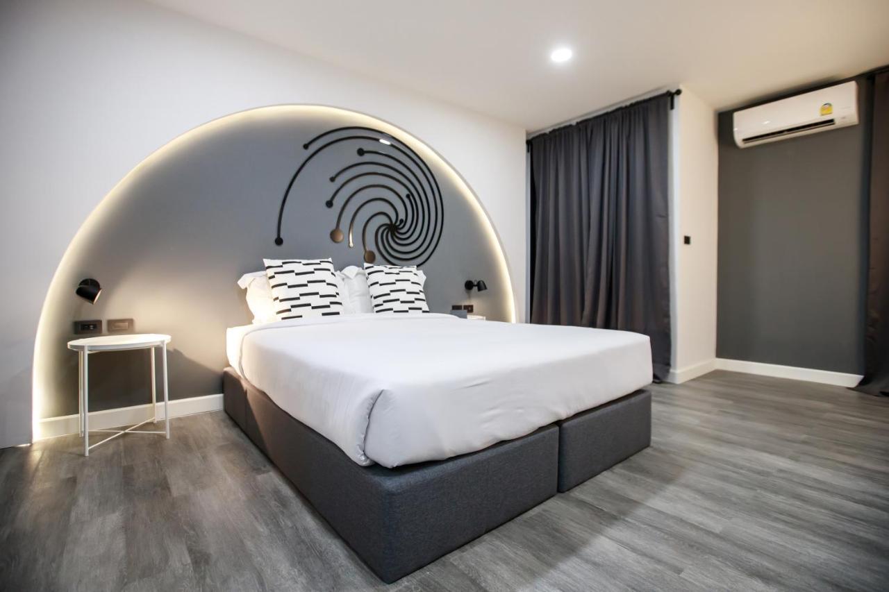 Sr Grand Hotel Chiangmai チエンマイ エクステリア 写真